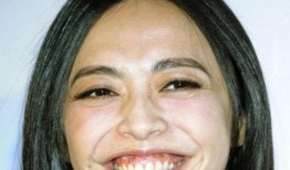爆料大嘴女星是谁啊视频,爆料大嘴女星身份，视频曝光惊人内幕