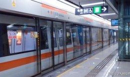 重庆地铁站爆料视频,视频曝光引网友热议