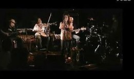 在线观看拜访者q中文,拜访者Q的虚拟世界之旅